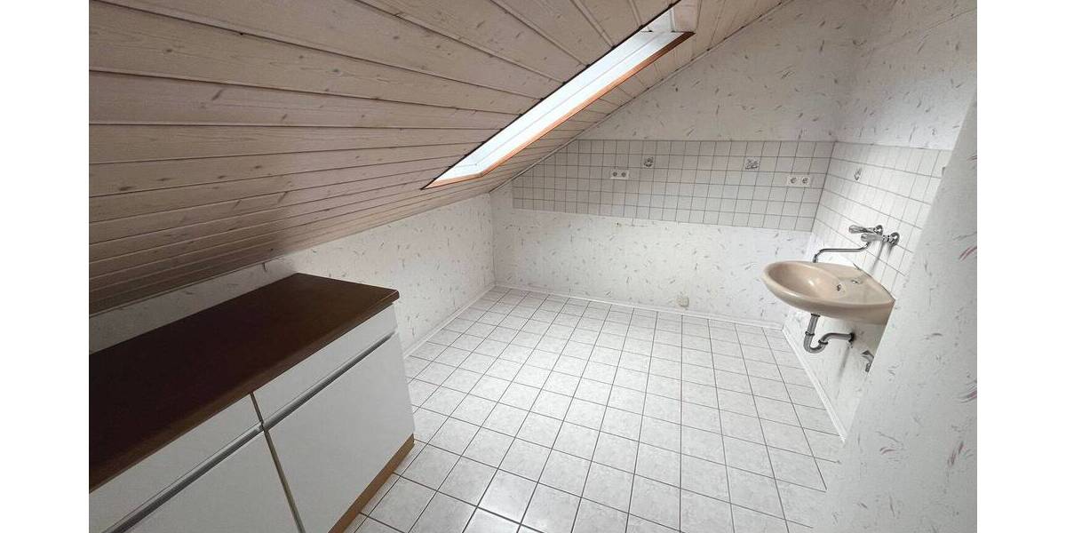 Etagenwohnung Weil der Stadt - 5 Zimmer, 68 m&sup2;, 220.000&euro; | Angebot:26875758