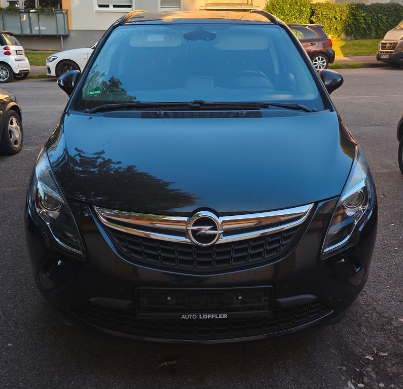Opel Zafira Tourer 99.999 km 10.290 € Tiefenbronn 75233