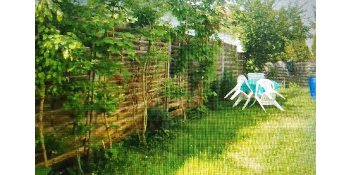 2,5 Zimmer DG-Wohnung zu vermieten in Magstadt 2.5 zimmer