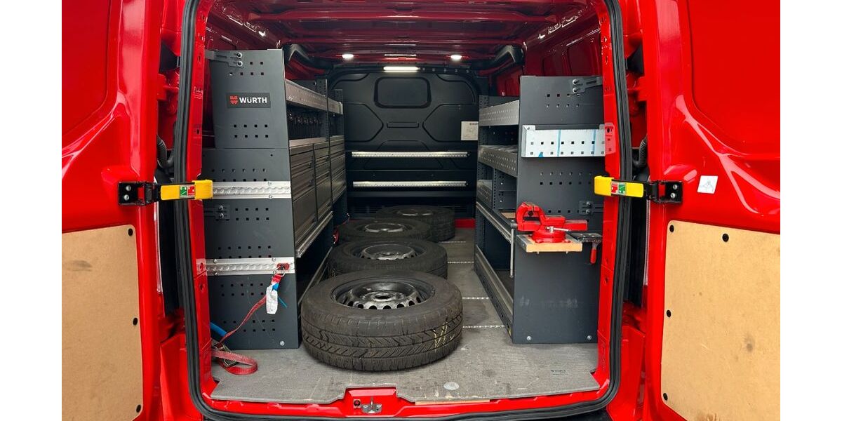 Ford Transit Custom 76.956 km 20.600 &euro; Sindelfingen 71065