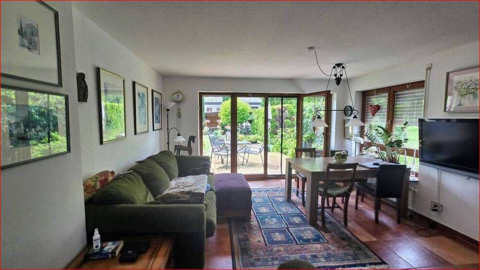 2 Familienhaus in Wiernsheim