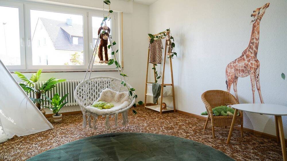 Mehrfamilienhaus, Wohnhaus Engelsbrand Grunbach - 7 Zimmer, 212 m&sup2;, 445.000&euro; | Angebot:25909412