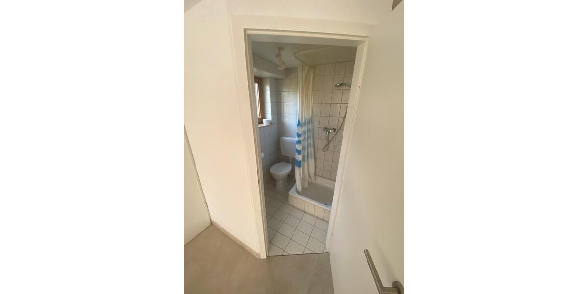 Doppelhaushälfte Calw - 6 Zimmer, 140 m&sup2;, 530.000&euro; | Angebot:26512381