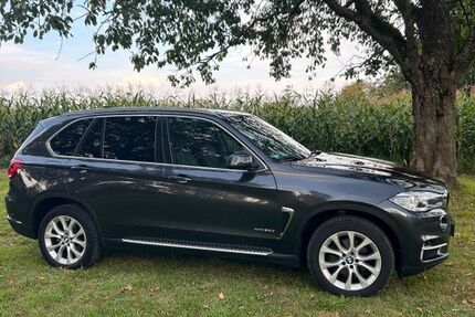 BMW X5 220.000 km 21.500 € Bretten 75015