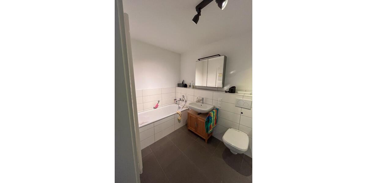 Etagenwohnung Karlsruhe Hagsfeld - 3.5 Zimmer, 98 m&sup2;, 1.500&euro; | Angebot:26321284