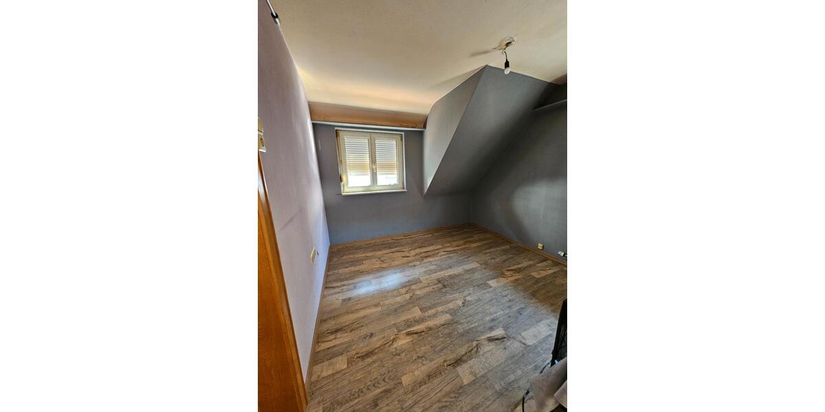 Einfamilienhaus Magstadt - 8 Zimmer, 152 m&sup2;, 595.000&euro; | Angebot:27097347