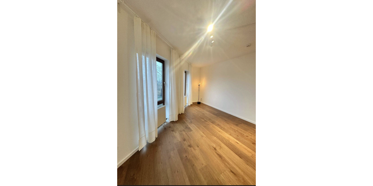 Etagenwohnung Sachsenheim - 2 Zimmer, 73 m&sup2;, 1.090&euro; | Angebot:27467711