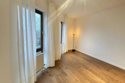 Wohnung Sachsenheim - 2 Zimmer, 73 m&sup2;, 1.090&euro; | Angebot:27467711