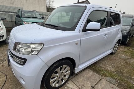Daihatsu MATERIA 200.000 km 1.999 &euro; Karlsruhe 76189