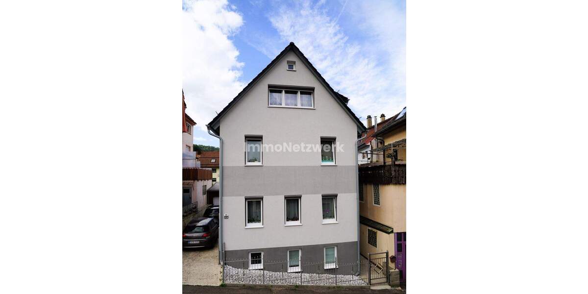 Bad Wildbad: Behaglich, bestsaniert, bezugsfertig! Sympathisches Einfamilienhaus in bester Lage. 5 zimmer