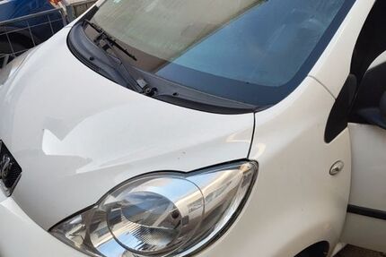 Peugeot 107 111.158 km 3.700 € Kleinsteinbach 76327