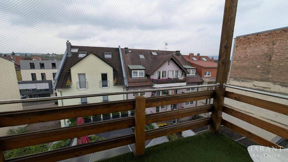 Etagenwohnung Pforzheim Brötzingen - 3 Zimmer, 81 m&sup2;, 185.000&euro; | Angebot:26207458