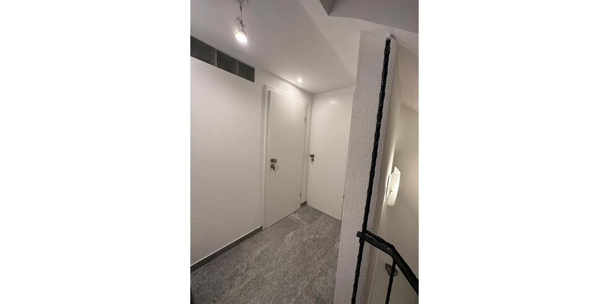 Dachgeschoßwohnung Ettlingen - 1 Zimmer, 28 m&sup2;, 600&euro; | Angebot:26065906