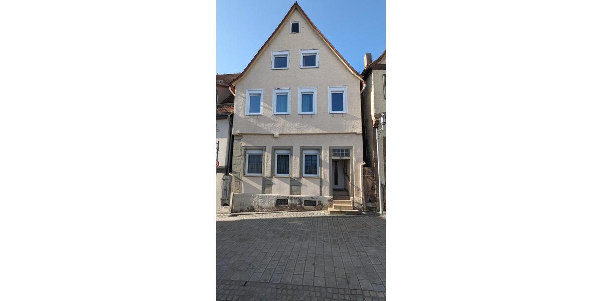 Einfamilienhaus Vaihingen an der Enz - 7 Zimmer, 130 m&sup2;, 239.000&euro; | Angebot:26592937