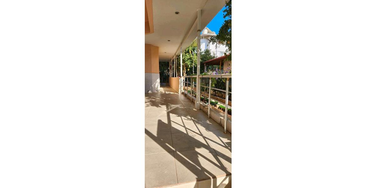 Einfamilienhaus Gerlingen - 12 Zimmer, 350 m&sup2;, 350.000&euro; | Angebot:26691398