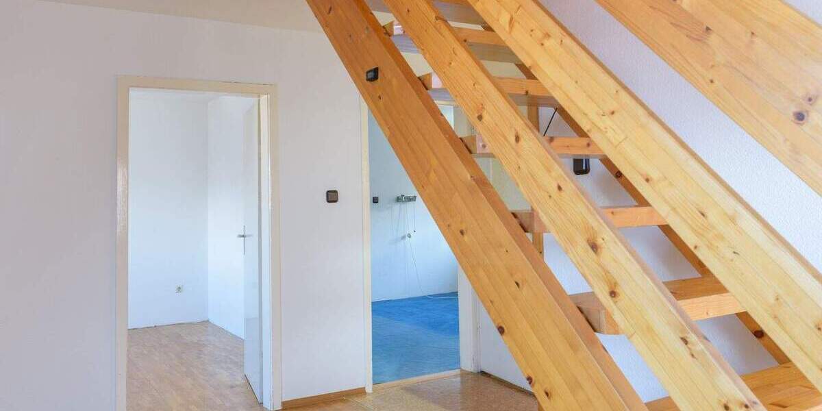 Doppelhaushälfte Pforzheim Huchenfeld - 6 Zimmer, 124 m&sup2;, 350.000&euro; | Angebot:23851785