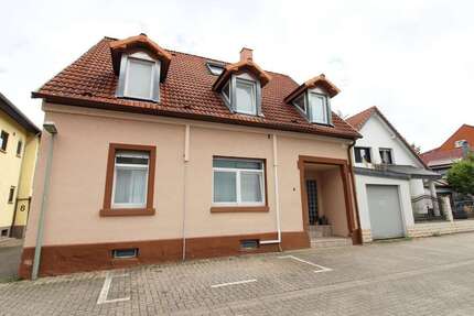 Haus zum Kaufen in Karlsruhe 580.000 € 160 m²