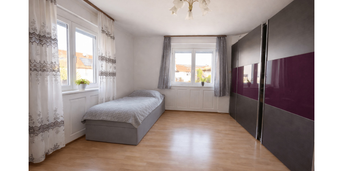 Mehrfamilienhaus, Wohnhaus Keltern- Ellmendingen Ellmendingen - 9 Zimmer, 260 m&sup2;, 549.000&euro; | Angebot:26545331