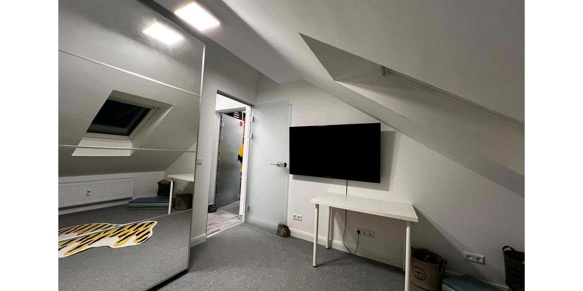 Dachgeschoßwohnung Stutensee - 3 Zimmer, 84 m&sup2;, 268.000&euro; | Angebot:26276663