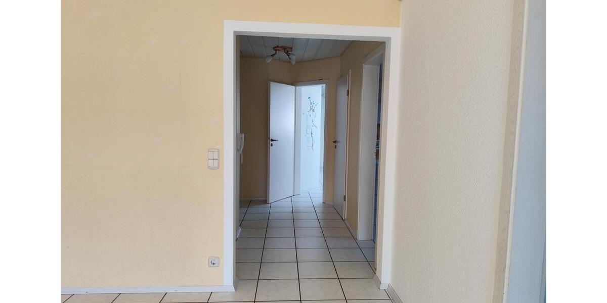 Dachgeschoßwohnung Neuenbürg - 3.5 Zimmer, 85 m&sup2;, 980&euro; | Angebot:26354841