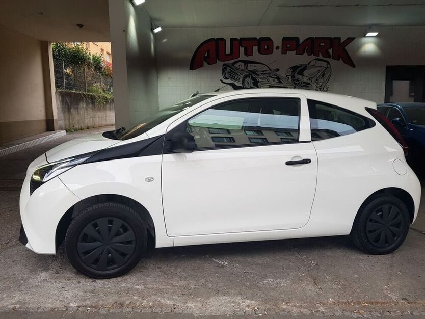 Aygo (X)