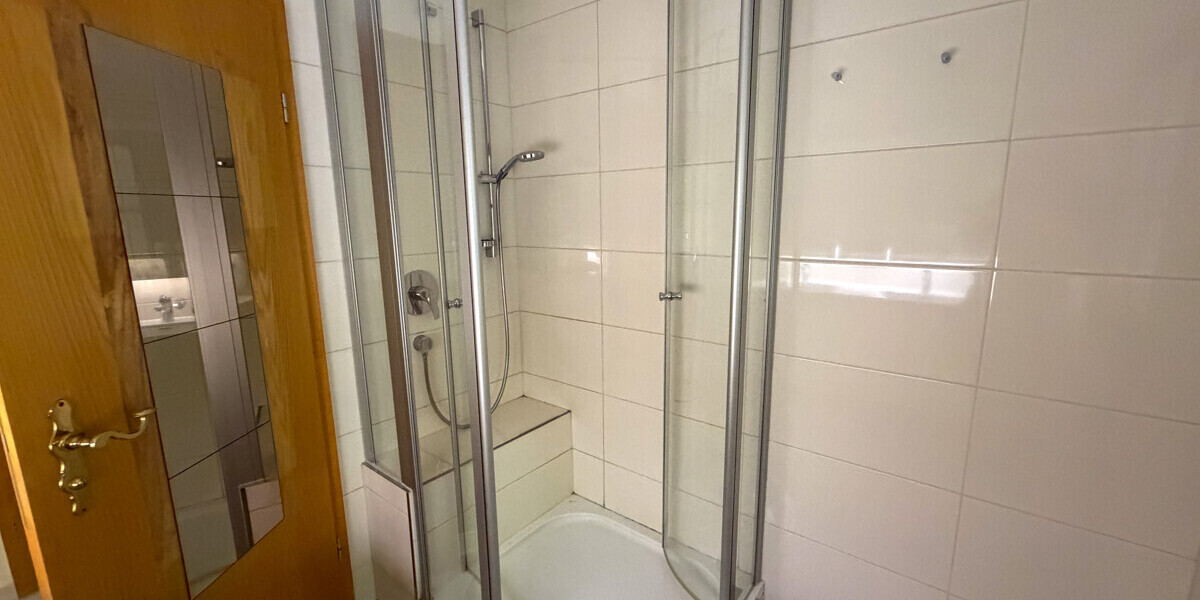 Stadt Villa mit riesigem Garten und Traum Aussicht - Zweifamilienhaus Bad Wildbad Wildbad | Angebot:27371116