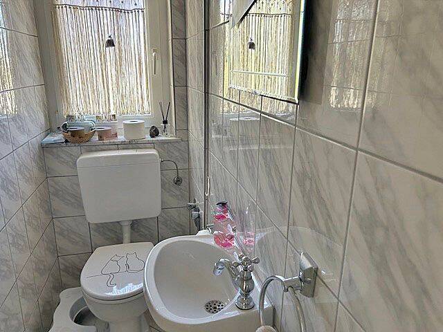 Etagenwohnung Pforzheim Sonnenberg - 4 Zimmer, 100 m&sup2;, 1.000&euro; | Angebot:26616724