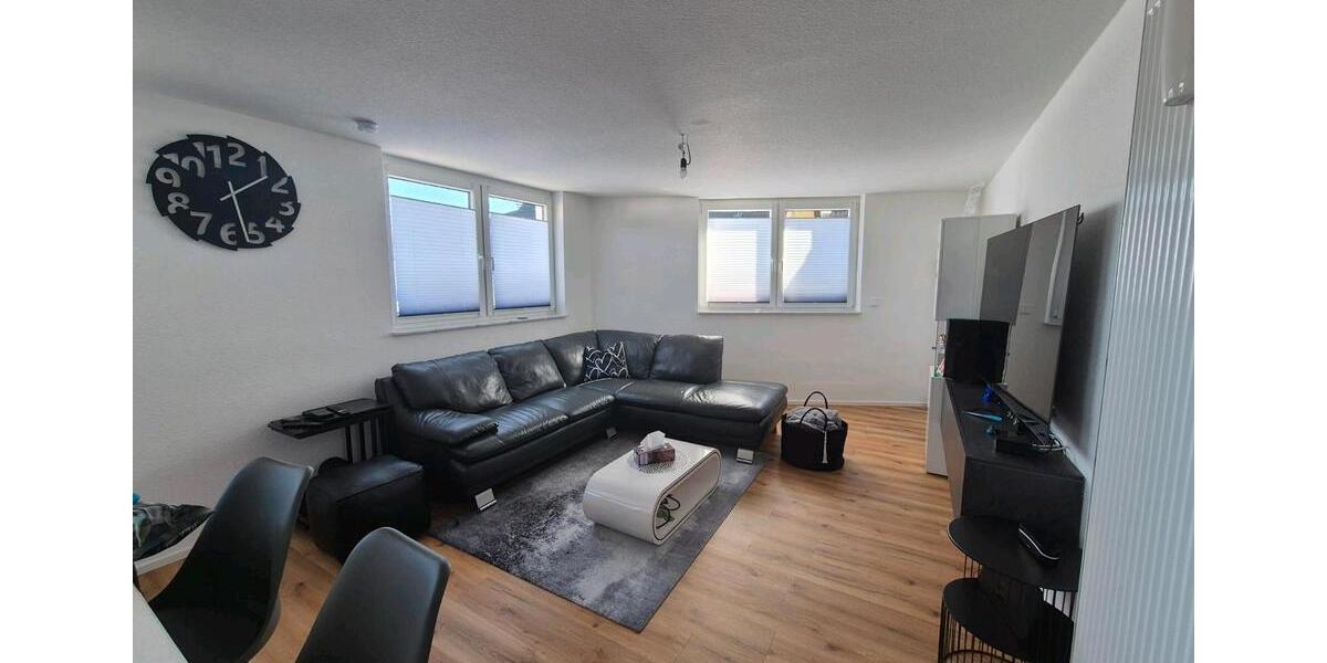 Etagenwohnung Oberderdingen - 4 Zimmer, 110 m&sup2;, 1.400&euro; | Angebot:25325057