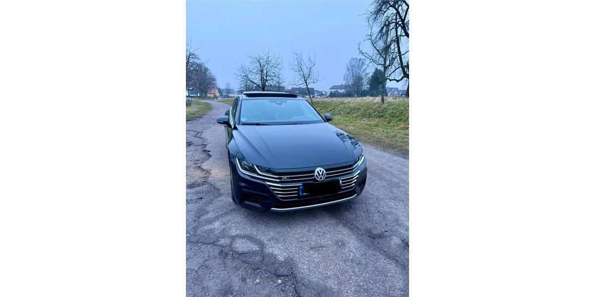 VW Arteon 89.800 km 26.100 &euro; Pforzheim 75181