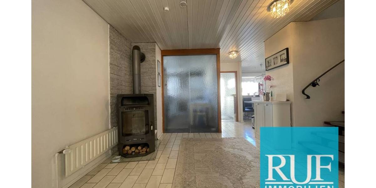 Reihenmittelhaus Pforzheim Eutingen - 4 Zimmer, 110 m&sup2;, 360.000&euro; | Angebot:25997914