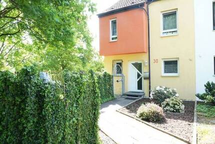 Haus Karlsruhe Oberreut - 5 Zimmer, 120 m&sup2;, 320.000&euro; | Angebot:26585446