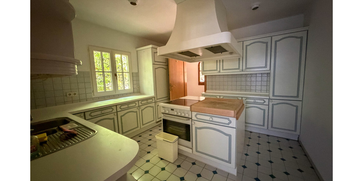 Stadt Villa mit riesigem Garten und Traum Aussicht - Zweifamilienhaus Bad Wildbad Wildbad | Angebot:27371116