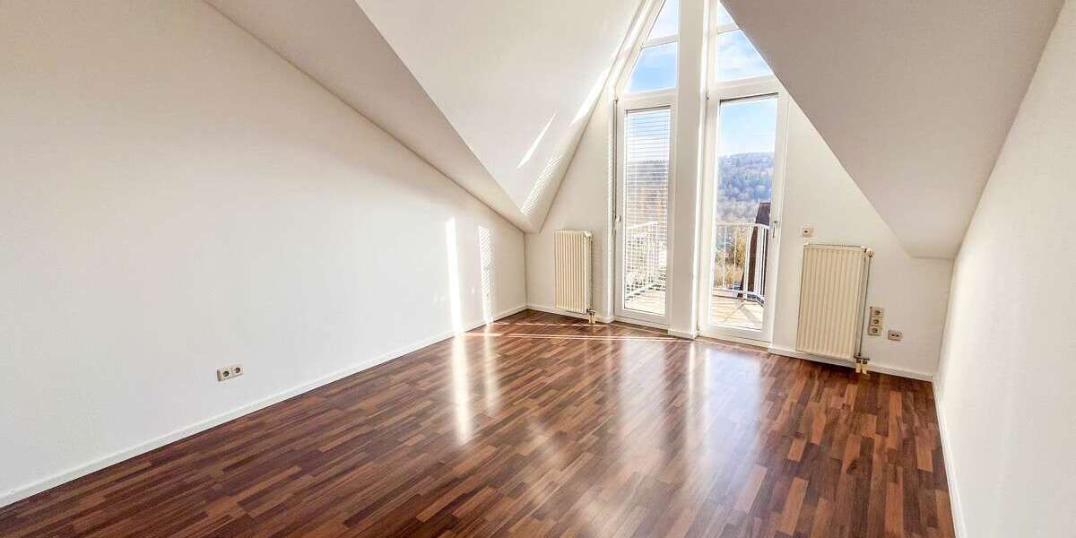 Etagenwohnung Pforzheim Nordstadt - 3 Zimmer, 83 m&sup2;, 249.000&euro; | Angebot:27658836