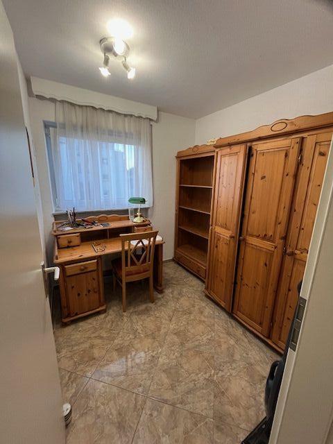 Modern möblierte 2,5 Zimmer Wohnung im Zentrum von Leonberg mit Balkon