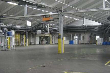 Flexible Lagerhalle mit ebenerdiger Andienung und 247 Zugang zimmer