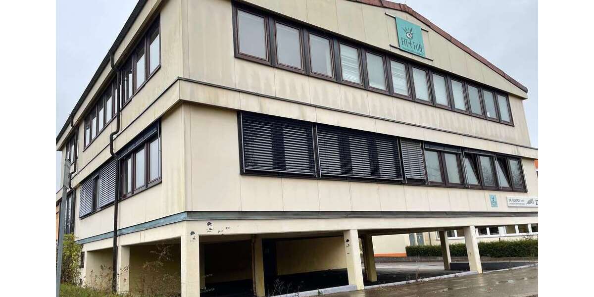 Halle in Althengstett 1.580.000 € 952 m² zimmer