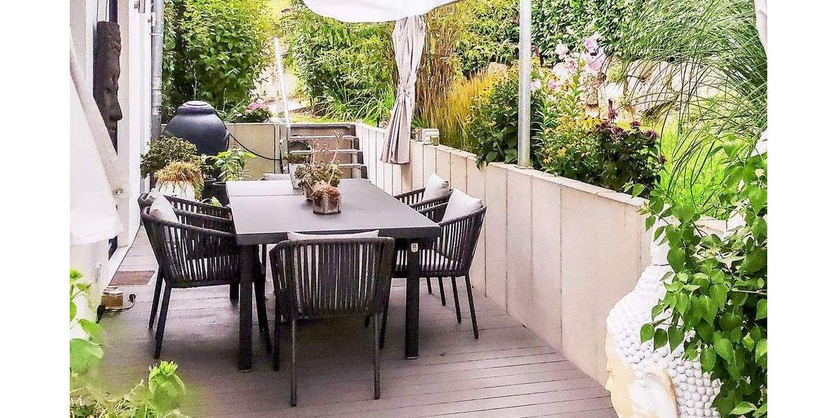 Einfamilienhaus Waldbronn / Busenbach Busenbach - 7 Zimmer, 226 m&sup2;, 989.000&euro; | Angebot:25815001