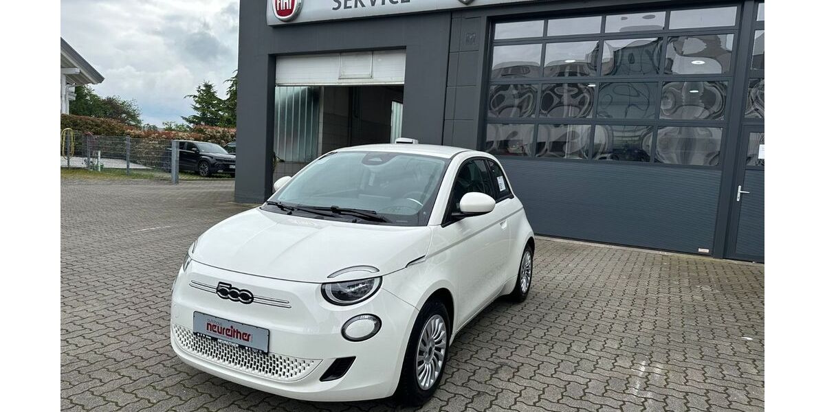 Fiat 500e 21.100 km 20.990 &euro; Karlsruhe 76185