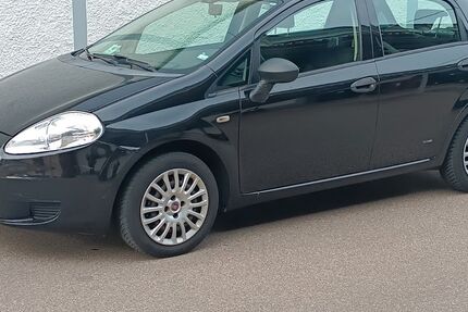 Fiat Punto 222.200 km 850 € Stuttgart 70372