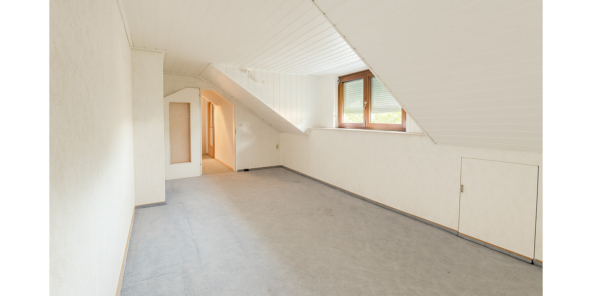 Raum für Ideen: Doppelhaushälfte mit Bauplatz, großem Garten und Garage 5 zimmer