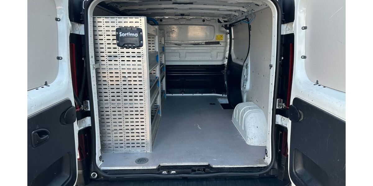 Opel Vivaro 71.031 km 13.500 &euro; Sindelfingen 71065