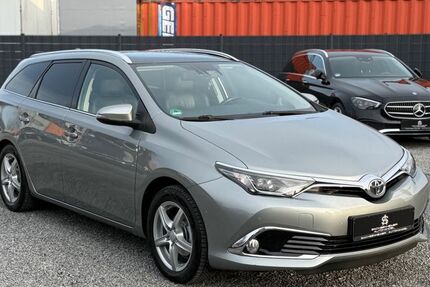 Toyota Auris 112.000 km 12.999 &euro; Sachsenheim 74343