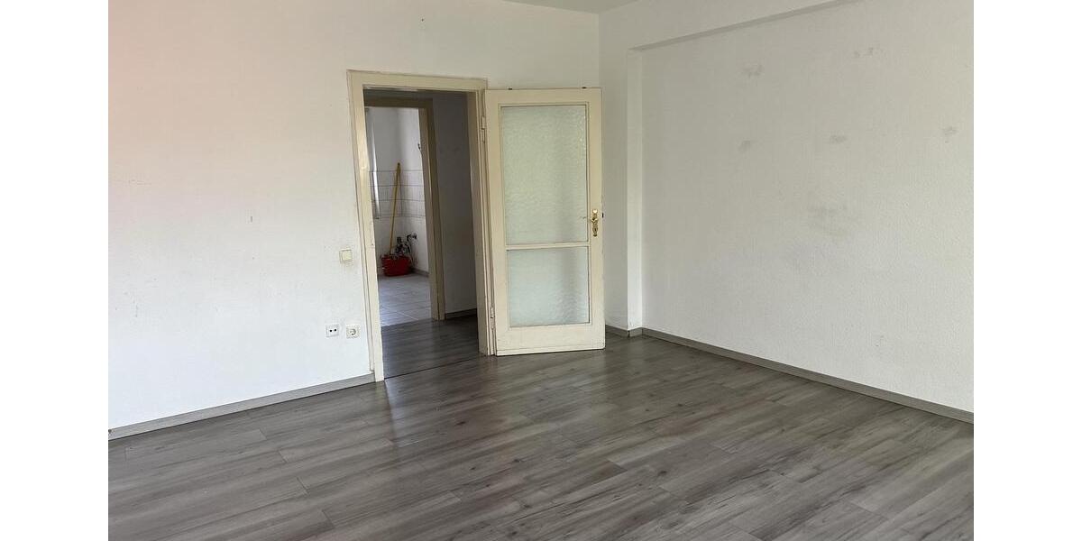 Etagenwohnung Pforzheim Dillweißenstein - 3 Zimmer, 90 m&sup2;, 1.250&euro; | Angebot:26064332