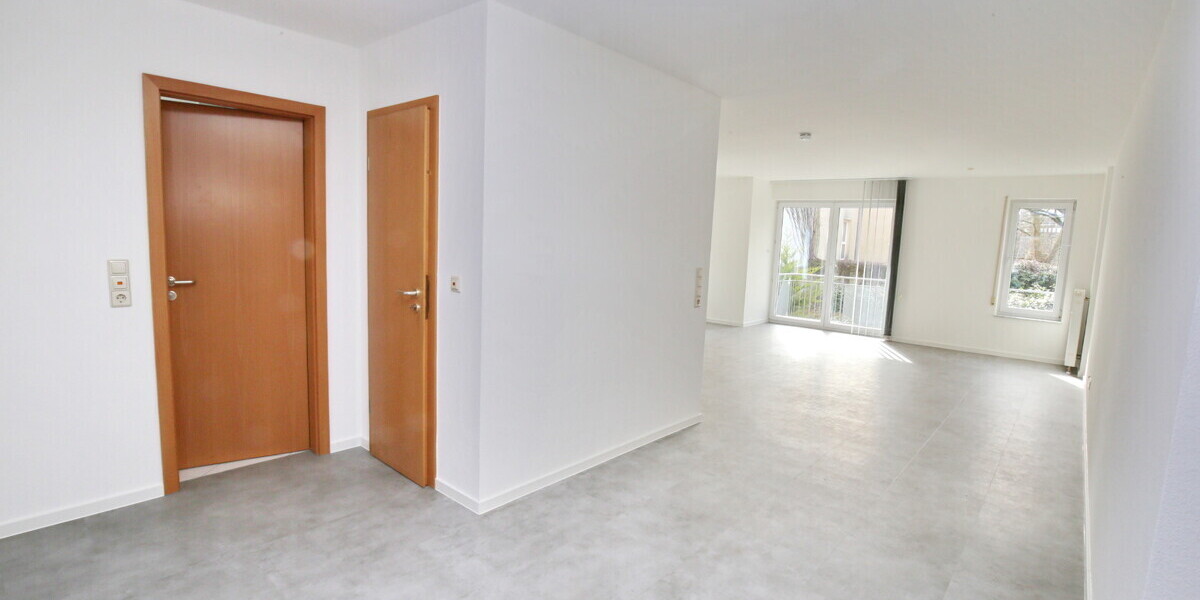 Frisch renovierte 3-Zimmer-Wohnung mit 2 sonnigen Balkonen - 3- Karlsruhe Mühlburg | Angebot:25821572