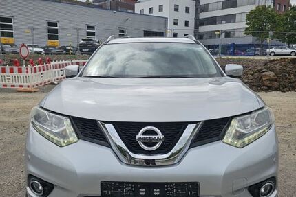 Nissan X-Trail 140.700 km 11.500 € Stuttgart 70376