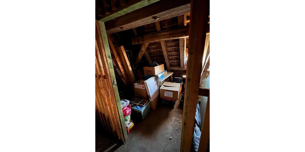 Dachgeschoßwohnung Ispringen - 4.5 Zimmer, 106 m&sup2;, 360.000&euro; | Angebot:25304743