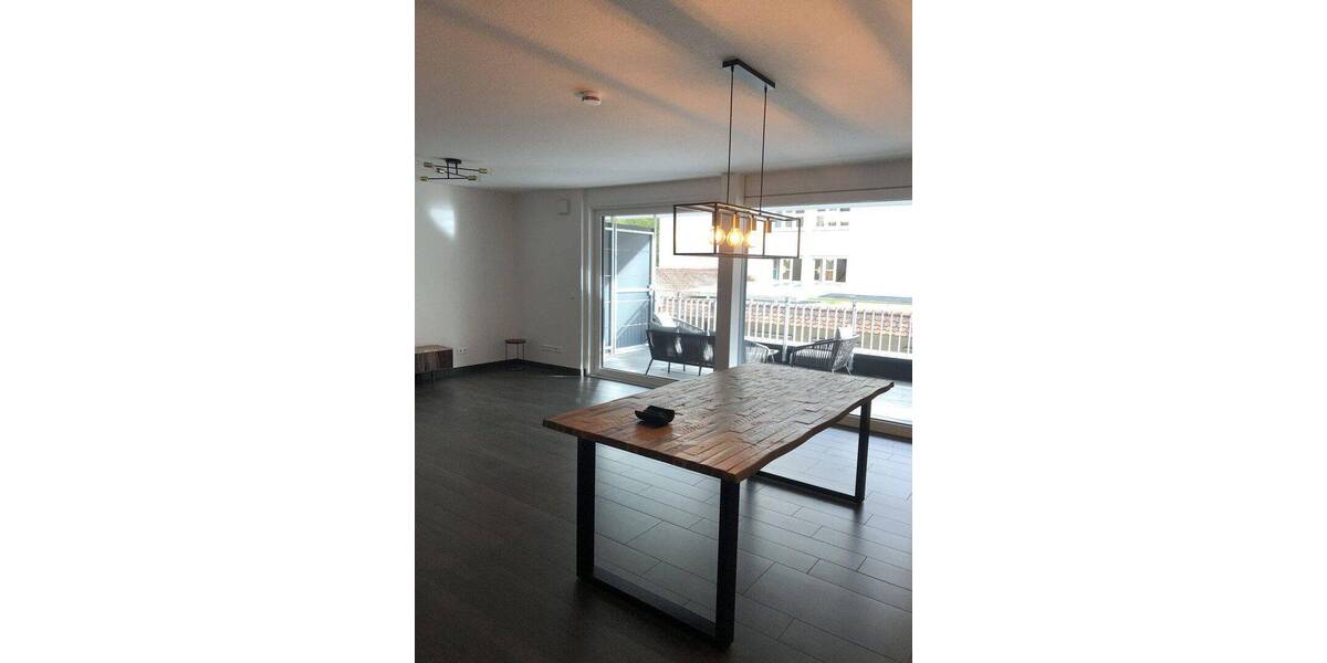 Etagenwohnung Sindelfingen Mitte - 3 Zimmer, 89 m&sup2;, 1.410&euro; | Angebot:26919272
