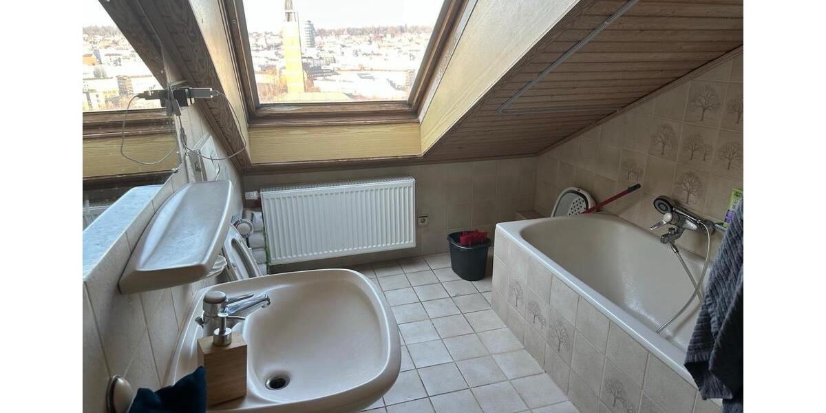Dachgeschoßwohnung Pforzheim - 2 Zimmer, 52 m&sup2;, 630&euro; | Angebot:26255011
