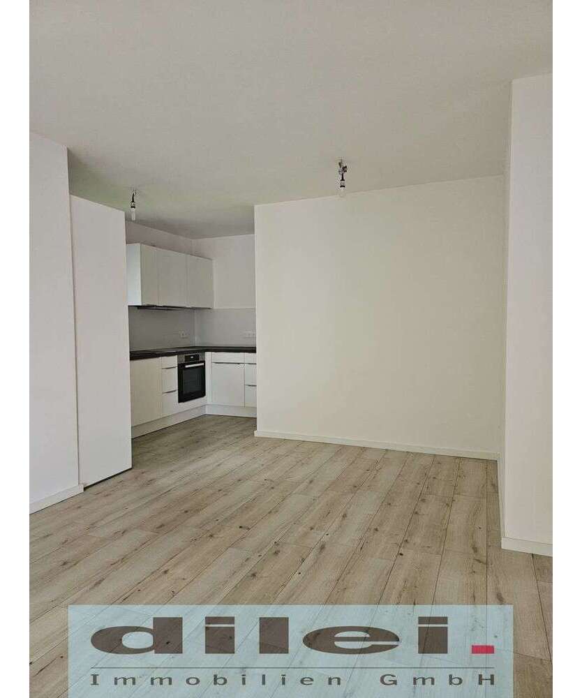 Wohnung zum Mieten in Mönsheim 815 € 58.16 m²