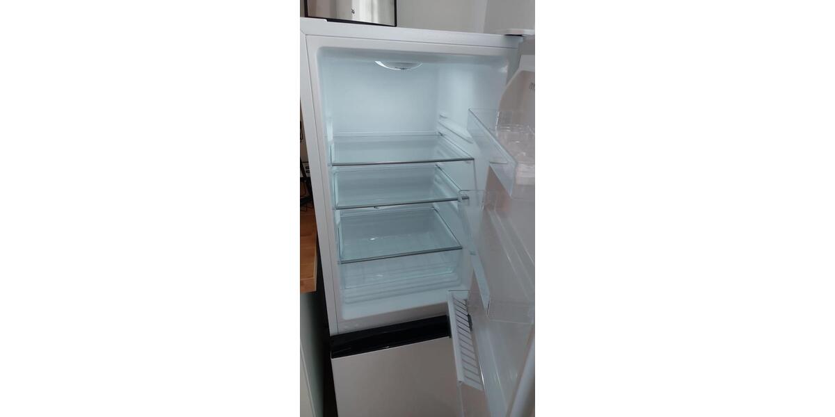 3 Zimmer Wohnung in der Durlacher Straße zu vermieten 4 zimmer